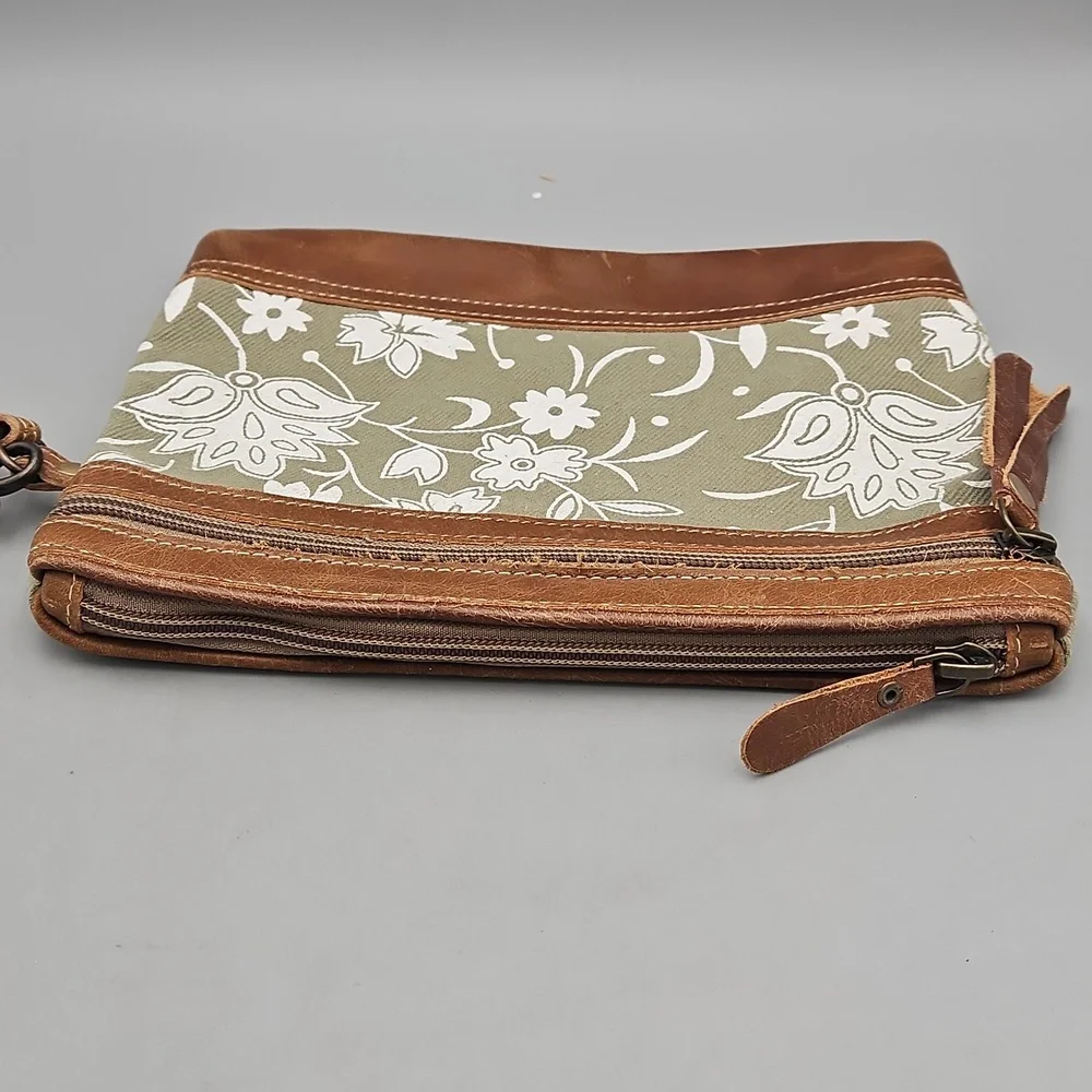 Myra Bag Wristlet Large